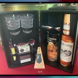 Vintage 1960/70’s Travel Bar by Ever Wear. Your Key to luxury entertaining.